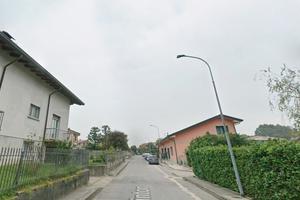 Stanza singola con giardino a Besana in brianza