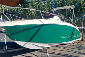 Barca romar 6,90 yamaha 200