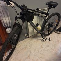 Rockrider Explore 520 Taglia L Pari al nuovo