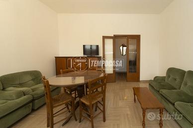 AMPIO QUADRILOCALE IN ZONA PALLOTTA