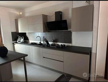 Cucina lube come nuova