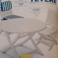 SET TAVOLO IN LEGNO + SEDIE