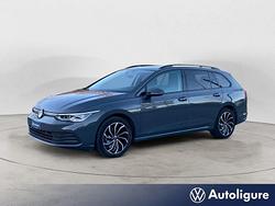 Volkswagen Golf 1.0 eTSI EVO DSG Variant Life