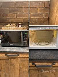Microonde Combinato Whirlpool con Funzione Crisp -