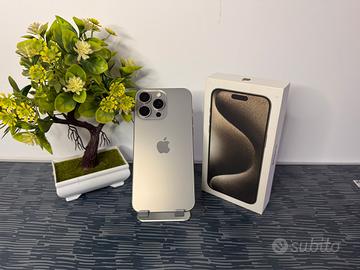 iPhone 15 Pro Max 512GB TITANIO Apple Garanzia