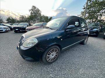 Lancia Ypsilon 1.3 MJT 90 CV Oro