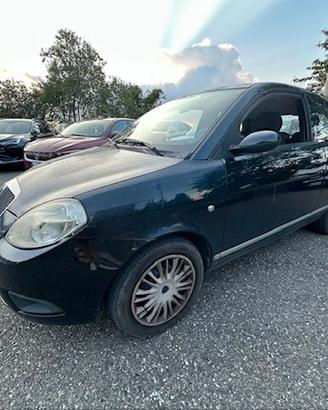 Lancia Ypsilon 1.3 MJT 90 CV Oro