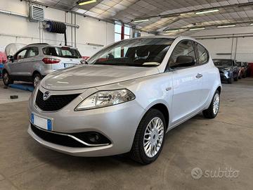 Lancia Ypsilon 1.2 Silver 69cv