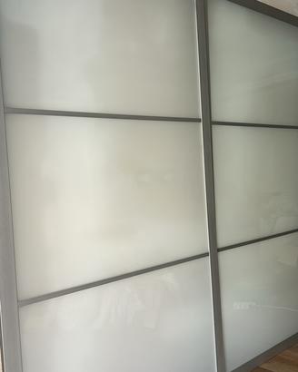 Ante scorrevoli per armadio pax ikea