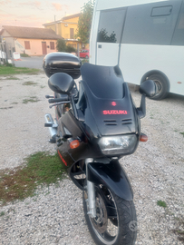 Moto suzuki