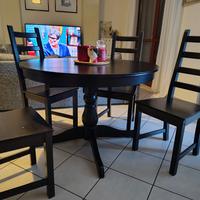tavolo Ikea con 4 sedie