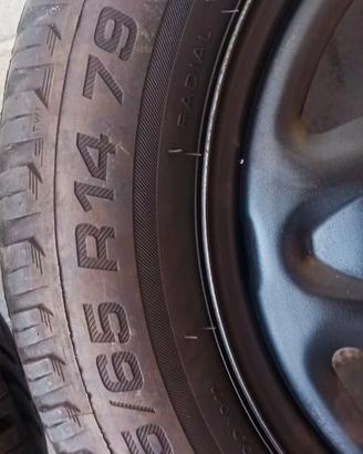 Gomme 4 stagioni 165/65 r14 COME NUOVE
