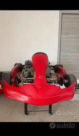 Go kart + gomme + tuta e guanti