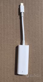 Adattatore da Thunderbolt3 USB-C a Thunderbolt 2
