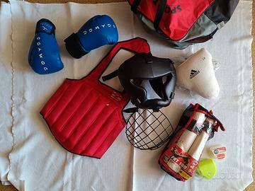 Set protezioni Sport da combat kickboxing karate