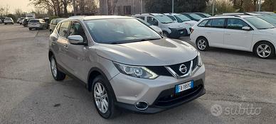 Nissan Qashqai 1.6 dCi 2WD Business Cambio Automat