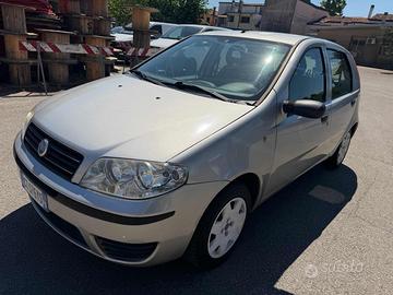 FIAT Punto 1.2 5p Active Natural Power perfetta
