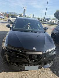 Alfa Romeo junior ibrida 136cv