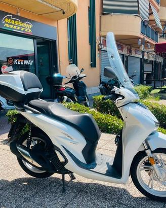 HONDA SH 150 TUTTO INCLUSO ANCHE PASSAGGIO! MINI