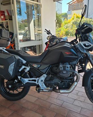 Moto Guzzi V 85 TT STRADA TRAVEL 2024 KM 4.115 !!!