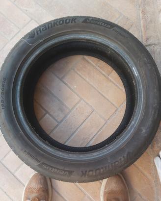gomme misura 195/50 R 16 (battistrada 90%)