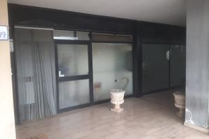 Locale commerciale a Tito