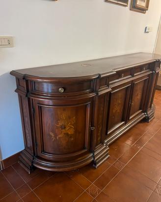 Credenza/buffet classica sagomata
