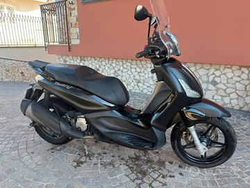 Beverly 350 Anno 2020