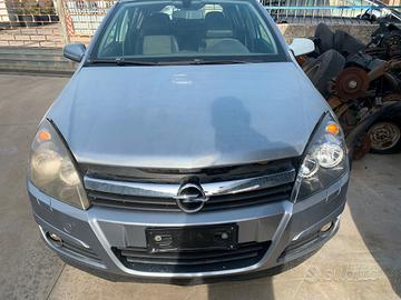 RICAMBI AUTO OPEL ASTRA H 1.7 CDTI 04-11 Astra ber