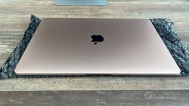 MacBook Air 13 Retina 1,6Ghz i5 RAM16gb Ssd512gb