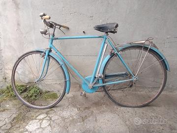 Bicicletta vintage da restaurare