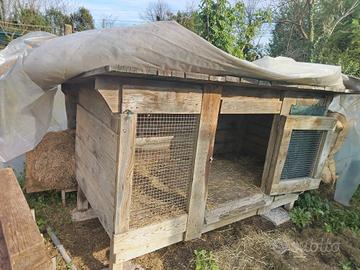 pollaio conigliera o cuccia € 95