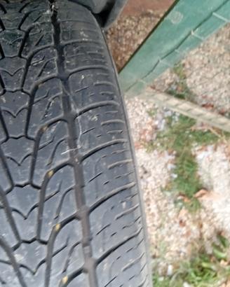 4 pneumatici nexen 235/65R17