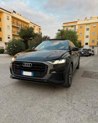 Audi Q8 50 TDI 286 CV quattro tiptronic Sport