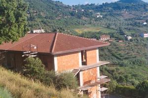 Rustico da rifinire
