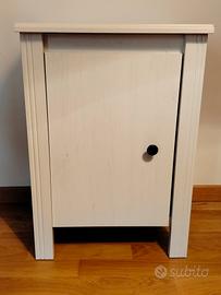 Comodino Ikea Brusali 