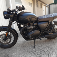 Triumph Bonneville T100 Black