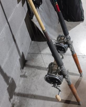 coppia di canne da pesca d'altura
