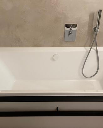 Vasca da bagno design Novellini Divina