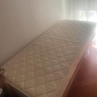 Lettino singolo con rete e materasso