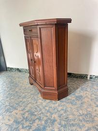 Piccolo armadio legno
