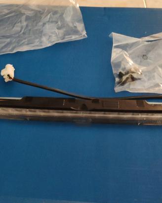 stop aggiuntivo originale per  top case bmw