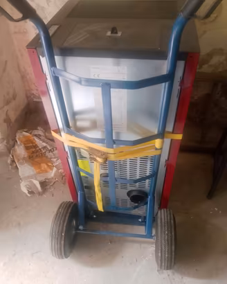  stufa a pellet 7 KW  usata pochissimo