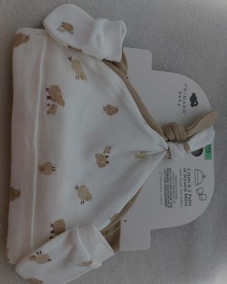 cappellini e guantini per neonato