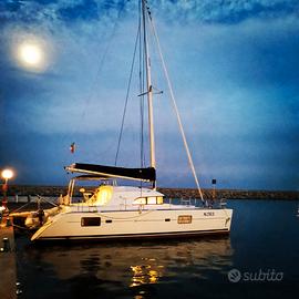 Catamarano Lagoon 380 S2 Premium motori 2024