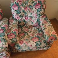 poltrona con motivo floreale (rose)