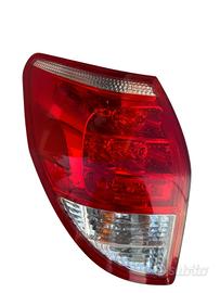 Fanale posteriore sinistro Toyota Rav 4 III Serie 