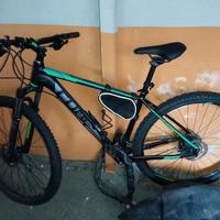 bicicletta Cube