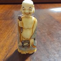 sculture Netsuke di saggi 