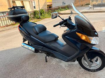 Suzuki Burgman 400
